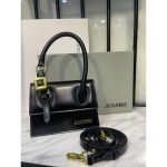 JACQUEMUS LE CHIQUITO MOYEN BOUCLE BAG