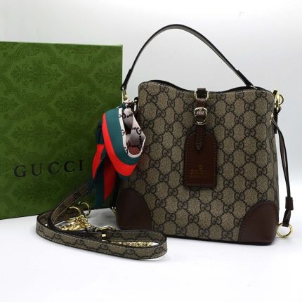 GUCCI BUCKET HANDBAG