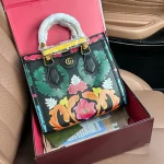 GUCCI DIANA BAMBOO SMALL HANDLE BAG