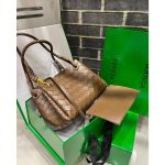 BOTTEGA VENETA SMALL PARACHUTE BAG