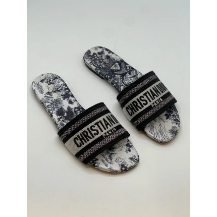 CHRISTIAN DIOR BLACK-WHITE DWAY SLIDE