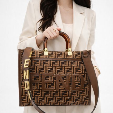 FENDI ROMA MEDIUM TOTE HANDBAG