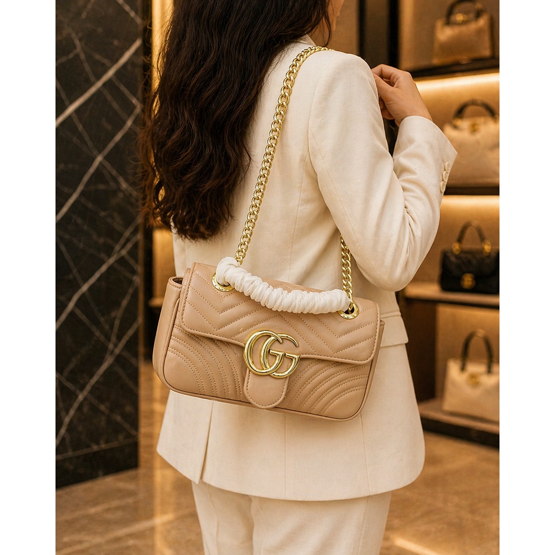 GUCCI GG MINI MARMONT MATELASSE SHOULDER BAG