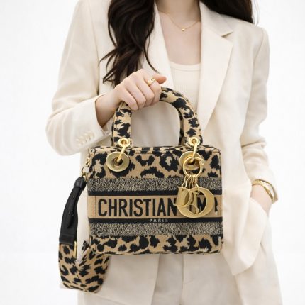 CHRISTIAN DIOR LADY D MINI LITE BAG